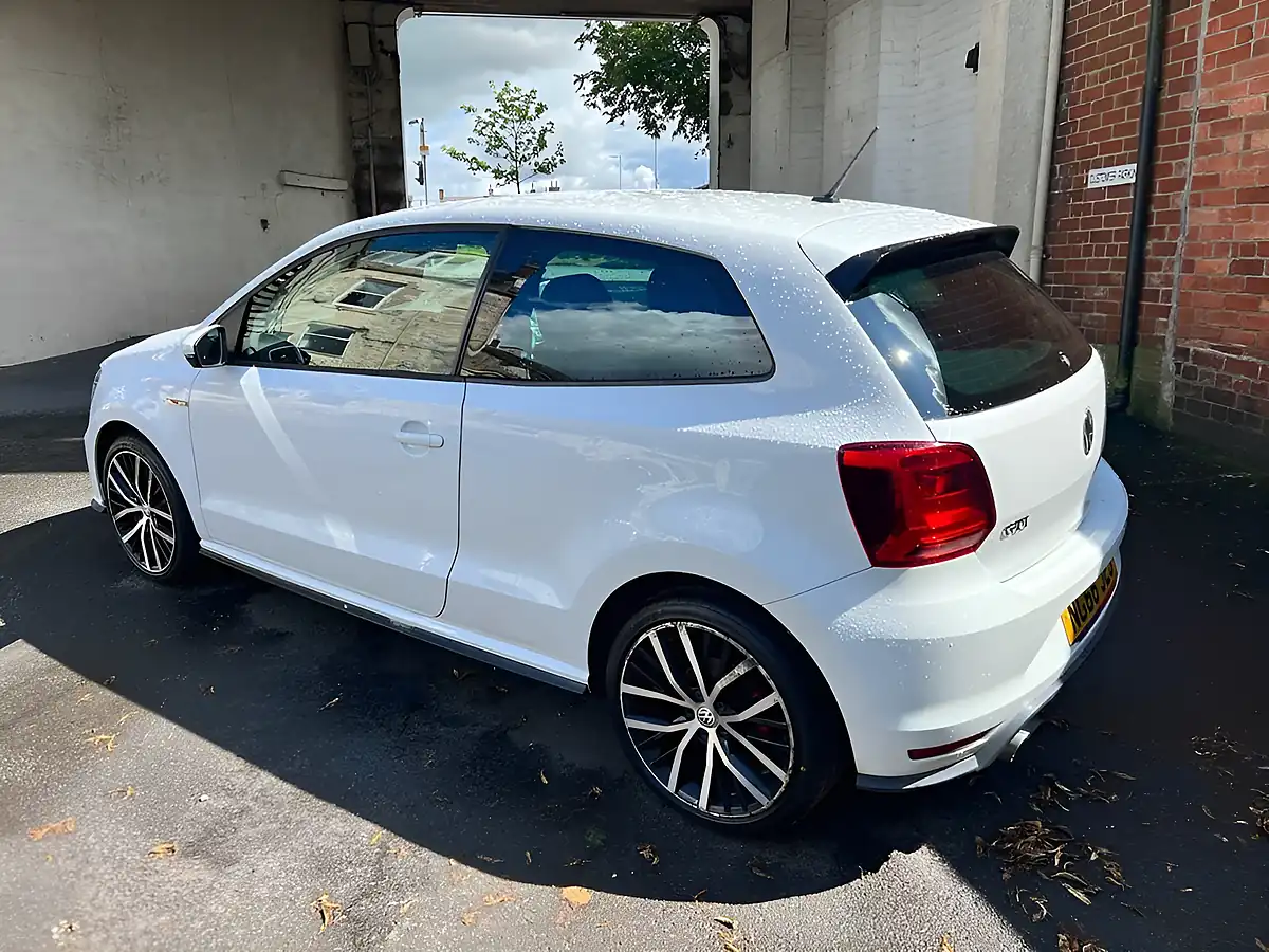Used 2017 Volkswagen Polo Bluemotion Tech GTI White - Interior and Exterior details 6