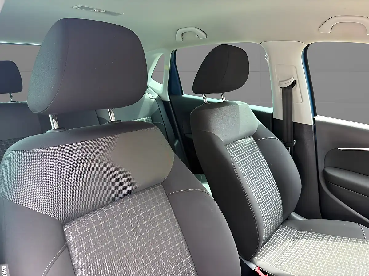 Used 2017 Volkswagen Polo Bluemotion Tech Match Edition Blue - Interior and Exterior details 10
