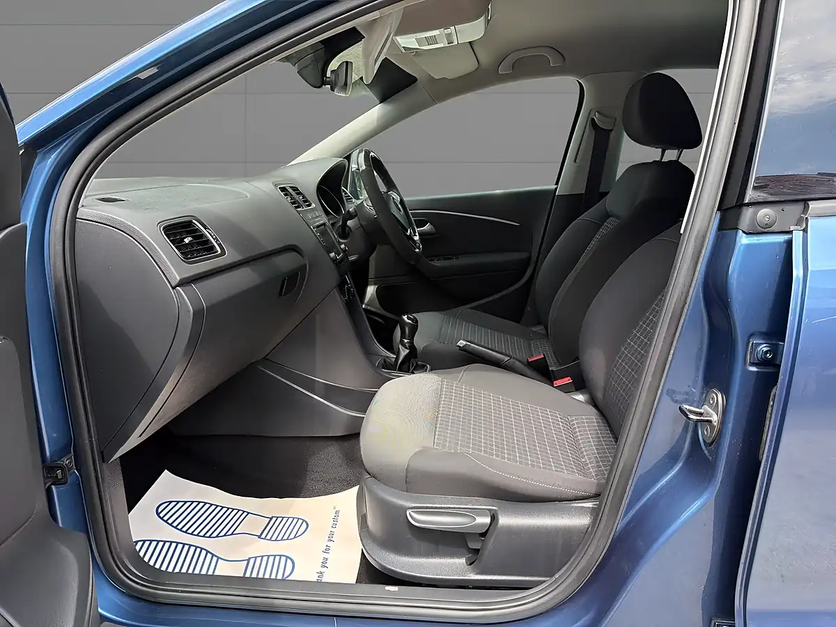 Used 2017 Volkswagen Polo Bluemotion Tech Match Edition Blue - Interior and Exterior details 11