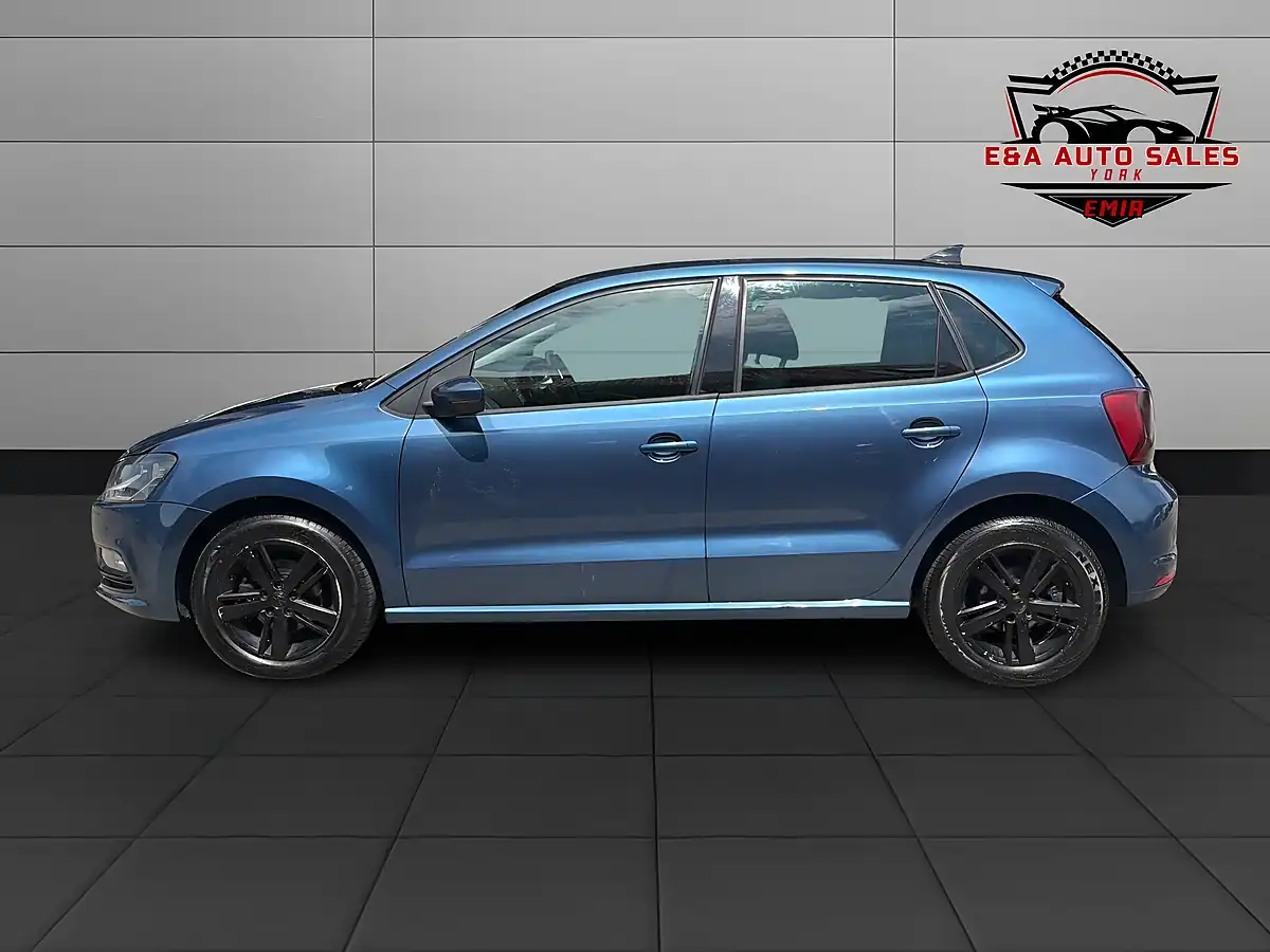 Used 2017 Volkswagen Polo Bluemotion Tech Match Edition Blue - Interior and Exterior details 4