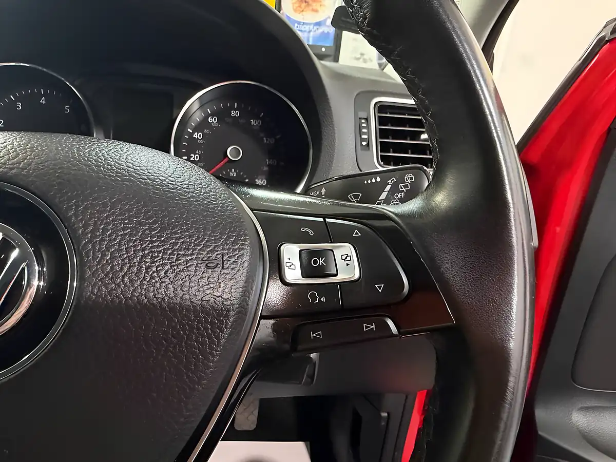 Used 2017 Volkswagen Polo Bluemotion Tech Match Edition Red - Interior and Exterior details 7