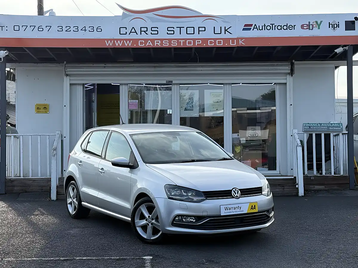 Used 2017 Volkswagen Polo Bluemotion Tech Match Edition Silver - Interior and Exterior details 5