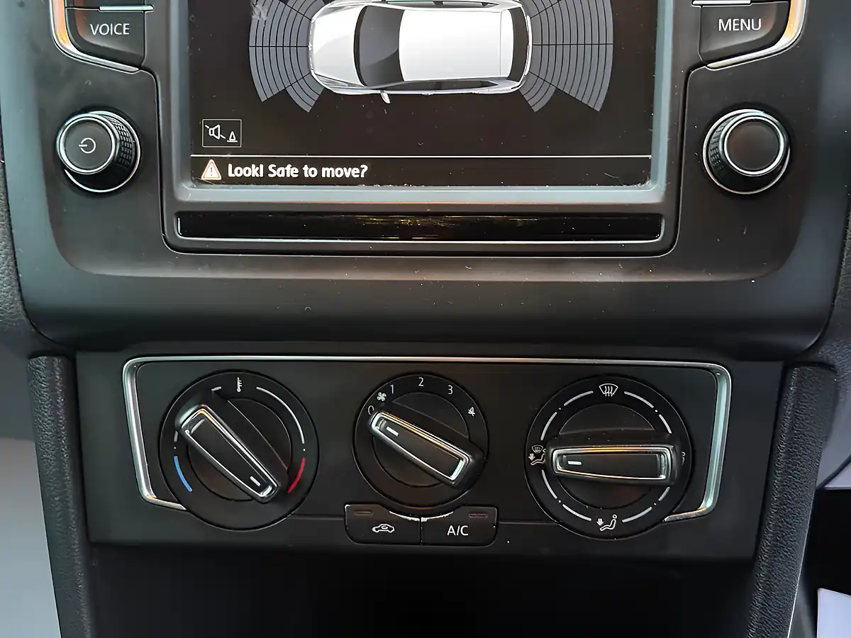 Used 2017 Volkswagen Polo Bluemotion Tech Match Edition Silver - Interior and Exterior details 16