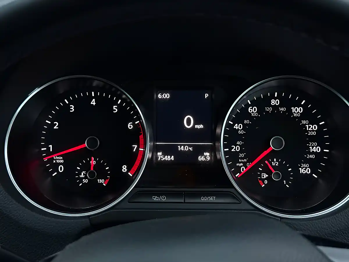Used 2017 Volkswagen Polo Bluemotion Tech Match Edition Silver - Interior and Exterior details 19