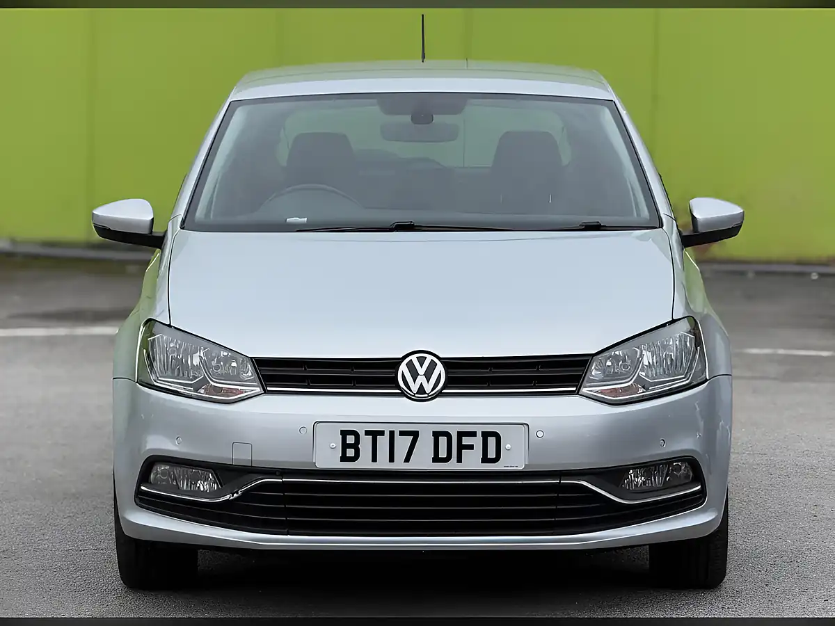 Used 2017 Volkswagen Polo Bluemotion Tech Match Edition Silver - Interior and Exterior details 3