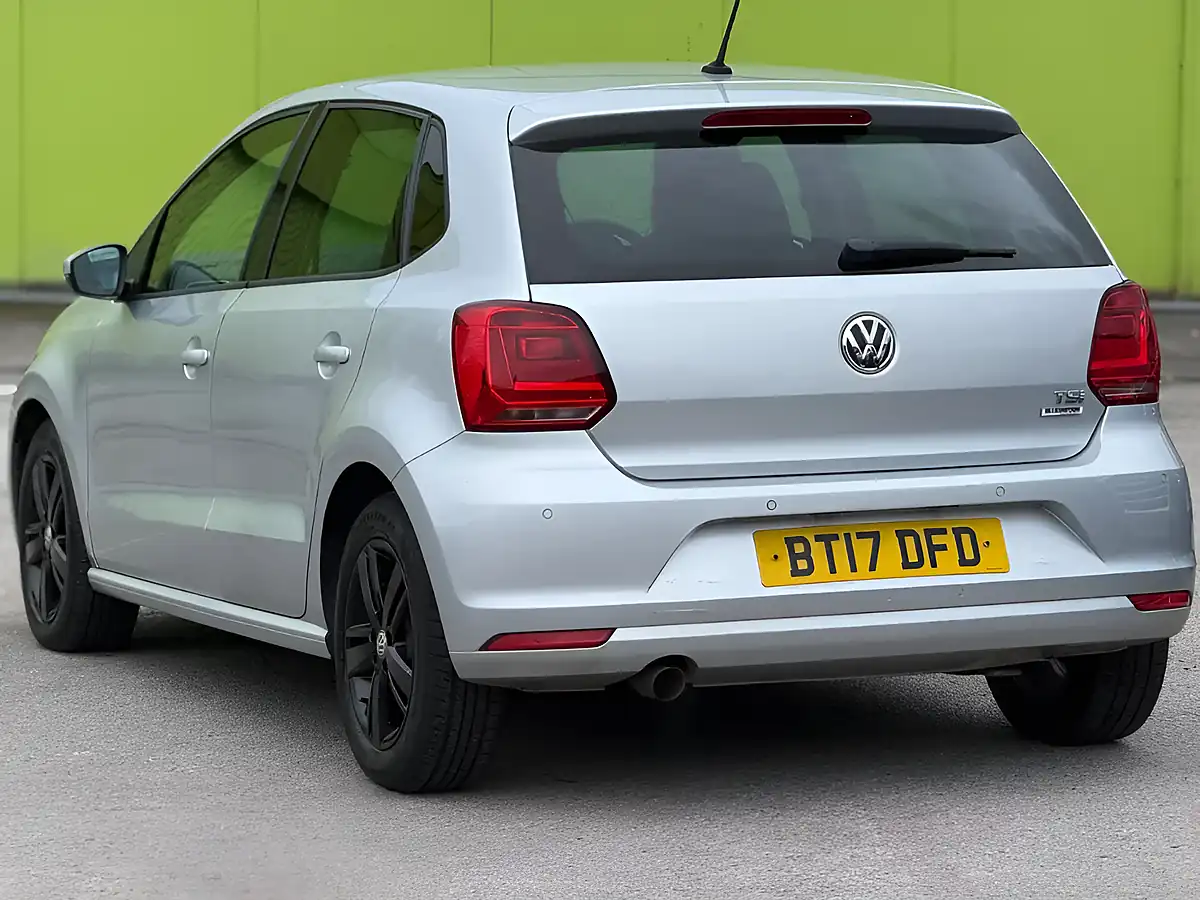 Used 2017 Volkswagen Polo Bluemotion Tech Match Edition Silver - Interior and Exterior details 5