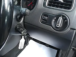Used 2017 Volkswagen Polo Bluemotion Tech Match Grey - Interior and Exterior details 15