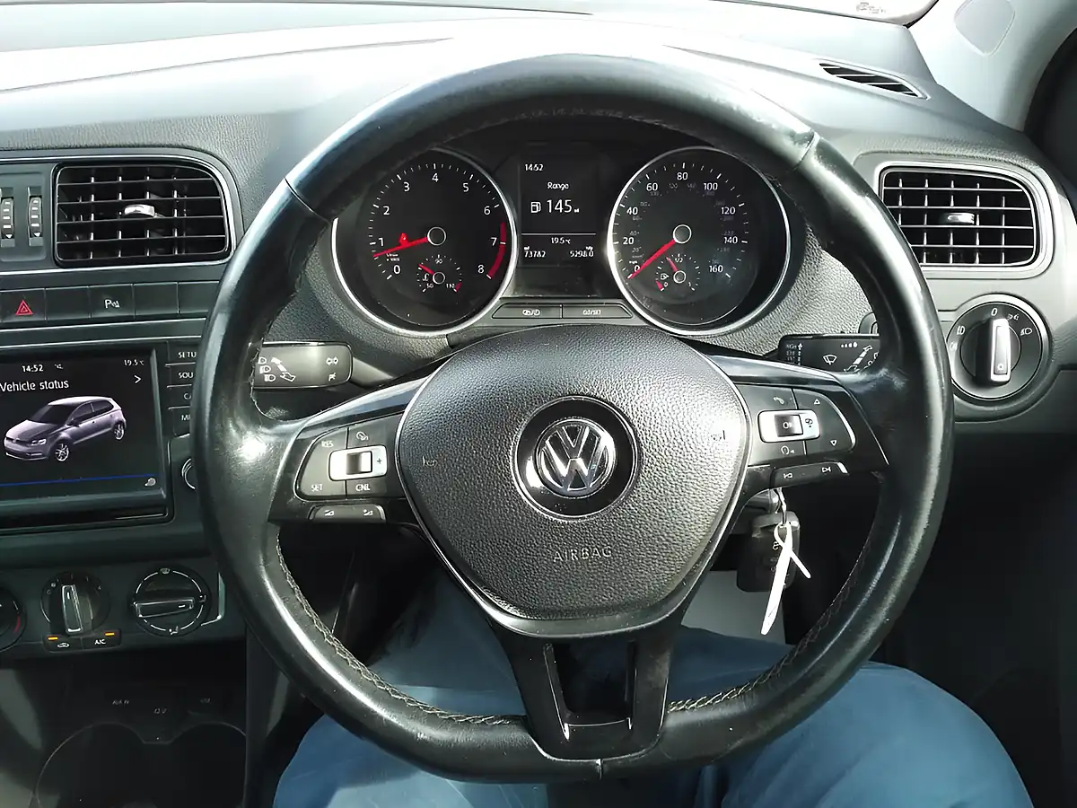 Used 2017 Volkswagen Polo Bluemotion Tech Match Grey - Interior and Exterior details 16