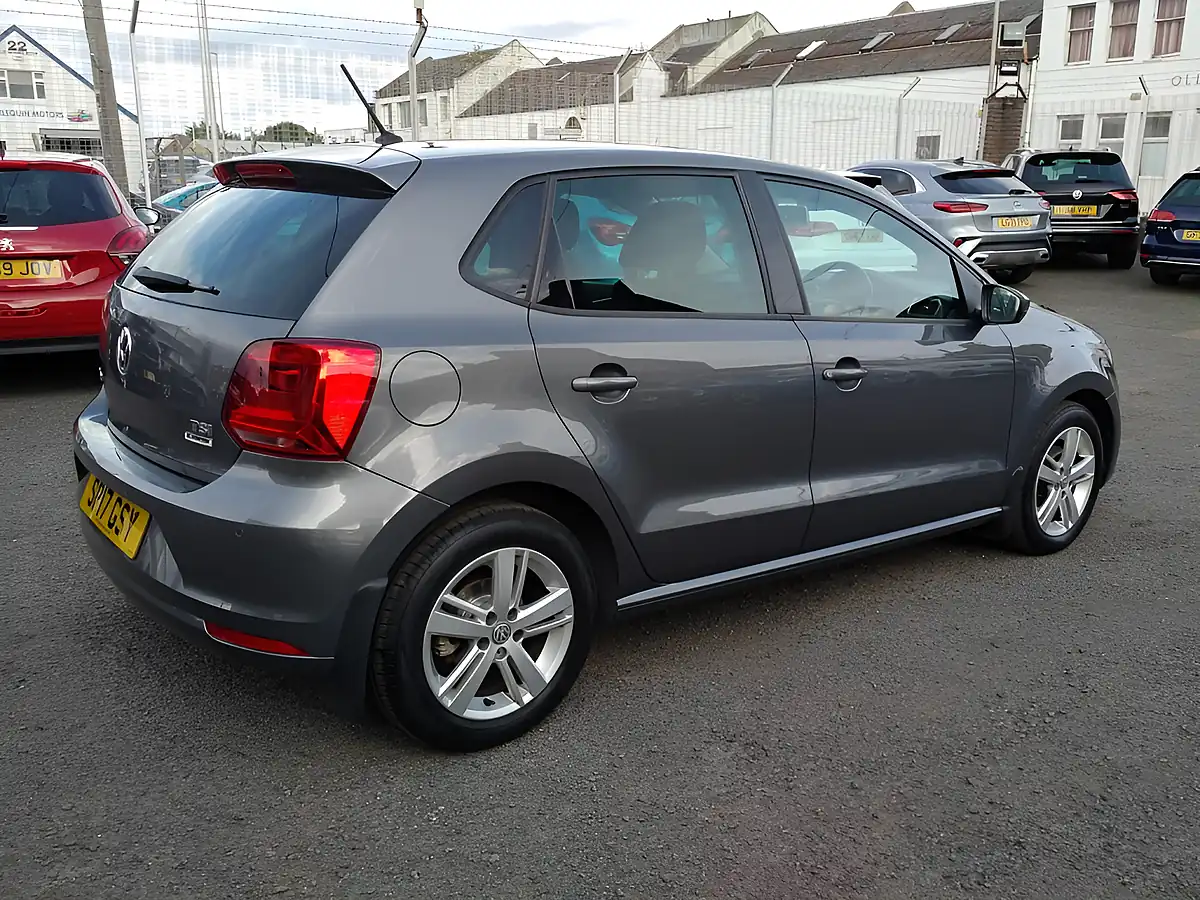Used 2017 Volkswagen Polo Bluemotion Tech Match Grey - Interior and Exterior details 7