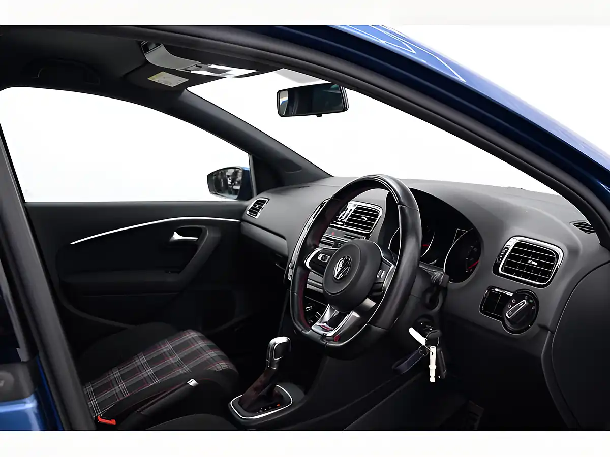 Used 2017 Volkswagen Polo GTI Blue - Interior and Exterior details 11