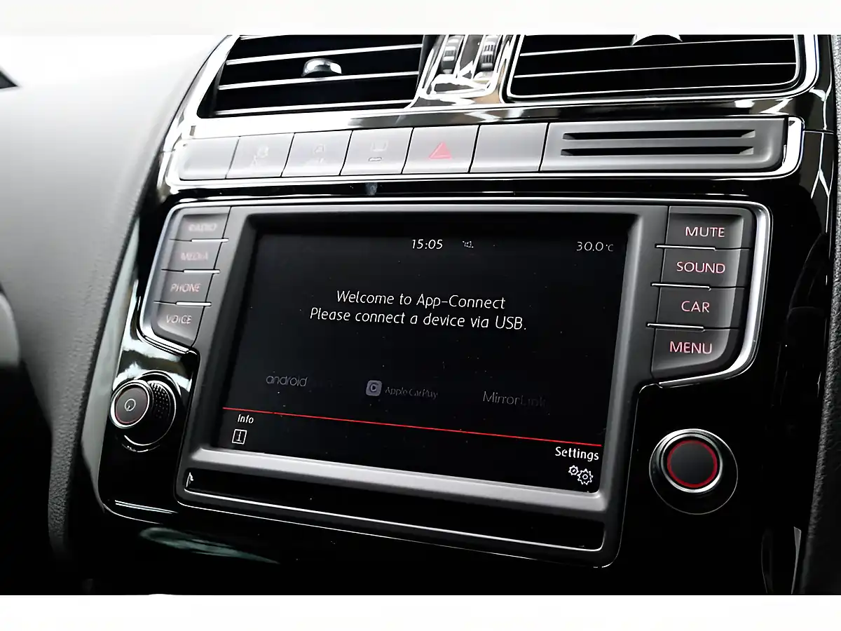 Used 2017 Volkswagen Polo GTI Blue - Interior and Exterior details 20