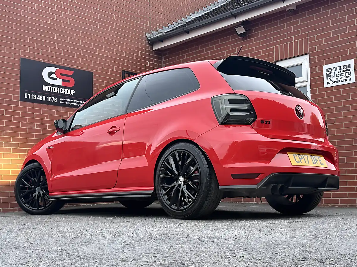 Used 2017 Volkswagen Polo GTI Red - Interior and Exterior details 8
