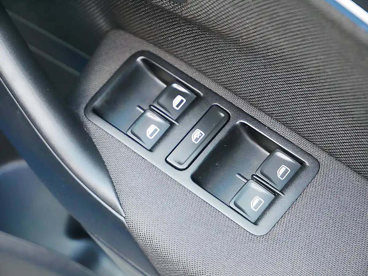 Used 2017 Volkswagen Polo GTI Silk Blue Metallic - Interior and Exterior details 15