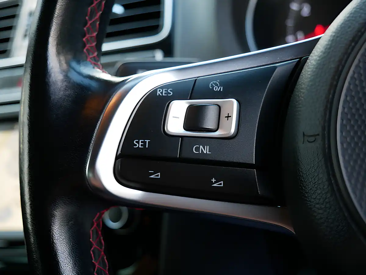 Used 2017 Volkswagen Polo GTI Silk Blue Metallic - Interior and Exterior details 16