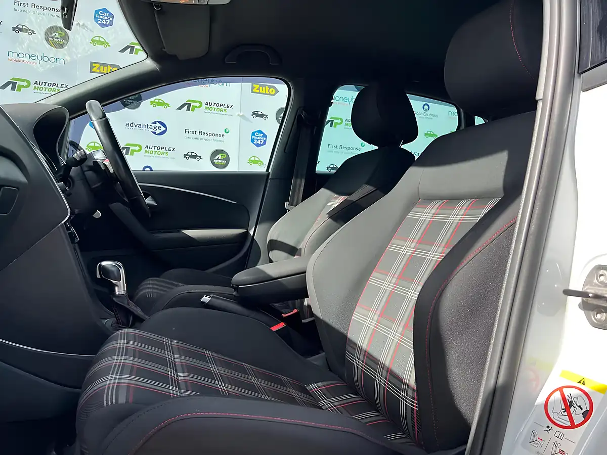Used 2017 Volkswagen Polo GTI White - Interior and Exterior details 12