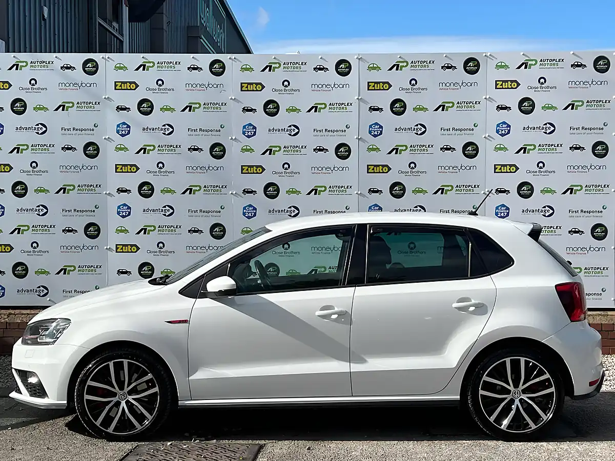 Used 2017 Volkswagen Polo GTI White - Interior and Exterior details 8