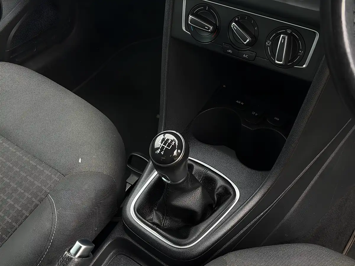 Used 2017 Volkswagen Polo Match Black - Interior and Exterior details 8