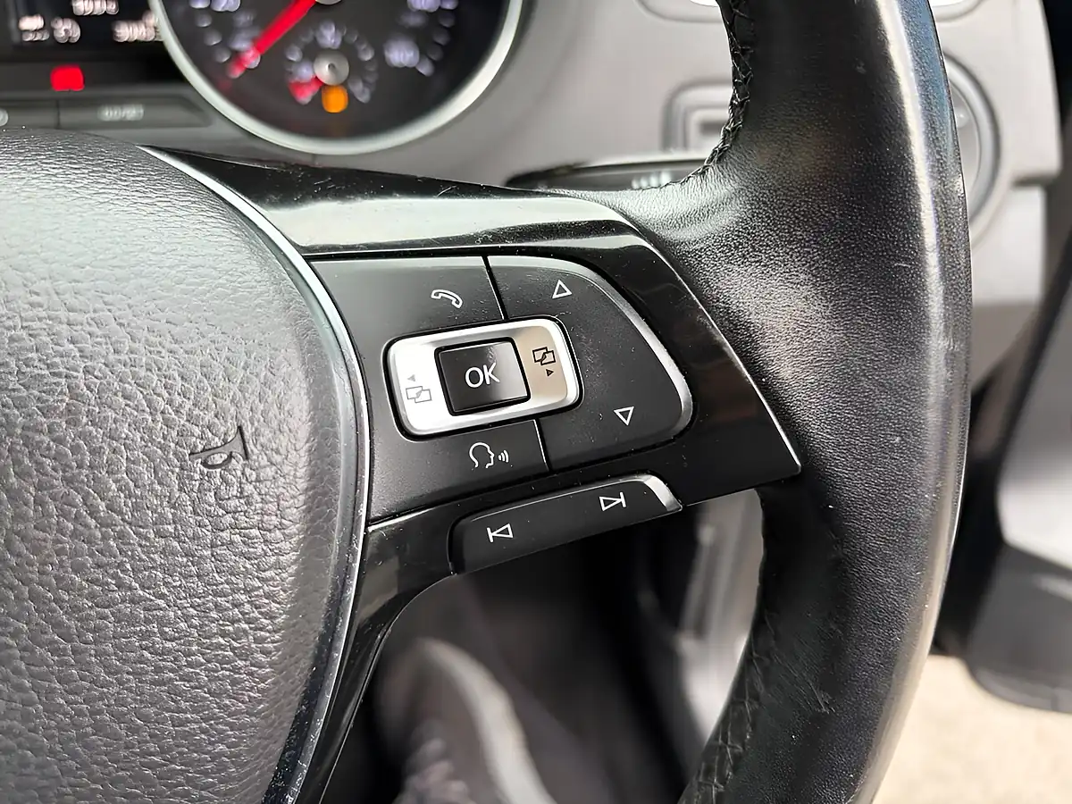 Used 2017 Volkswagen Polo Match Black - Interior and Exterior details 17