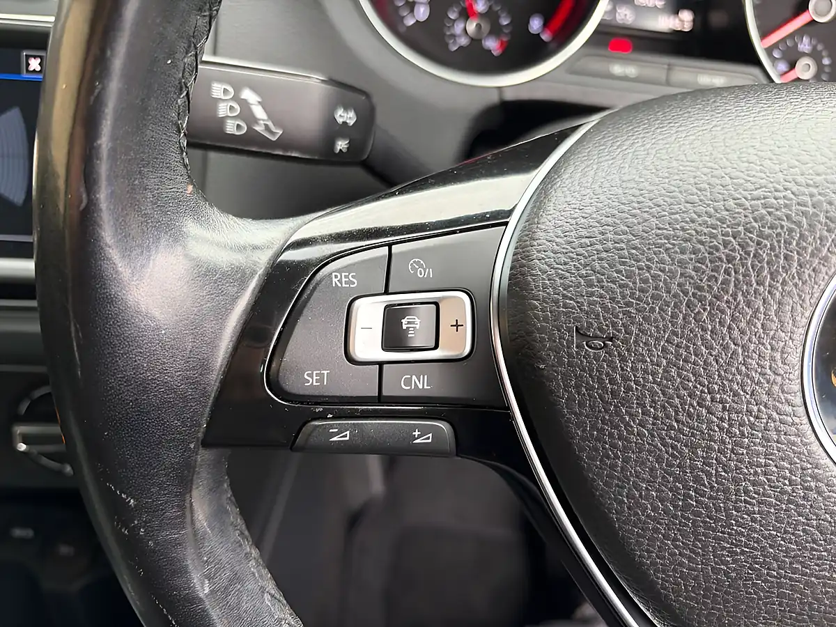 Used 2017 Volkswagen Polo Match Black - Interior and Exterior details 18