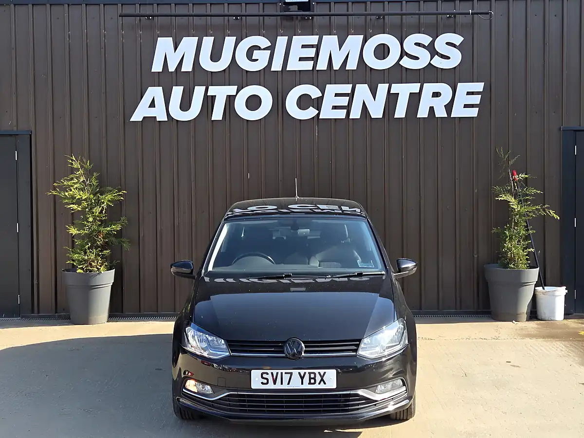 Used 2017 Volkswagen Polo Match Edition Black - Interior and Exterior details 3
