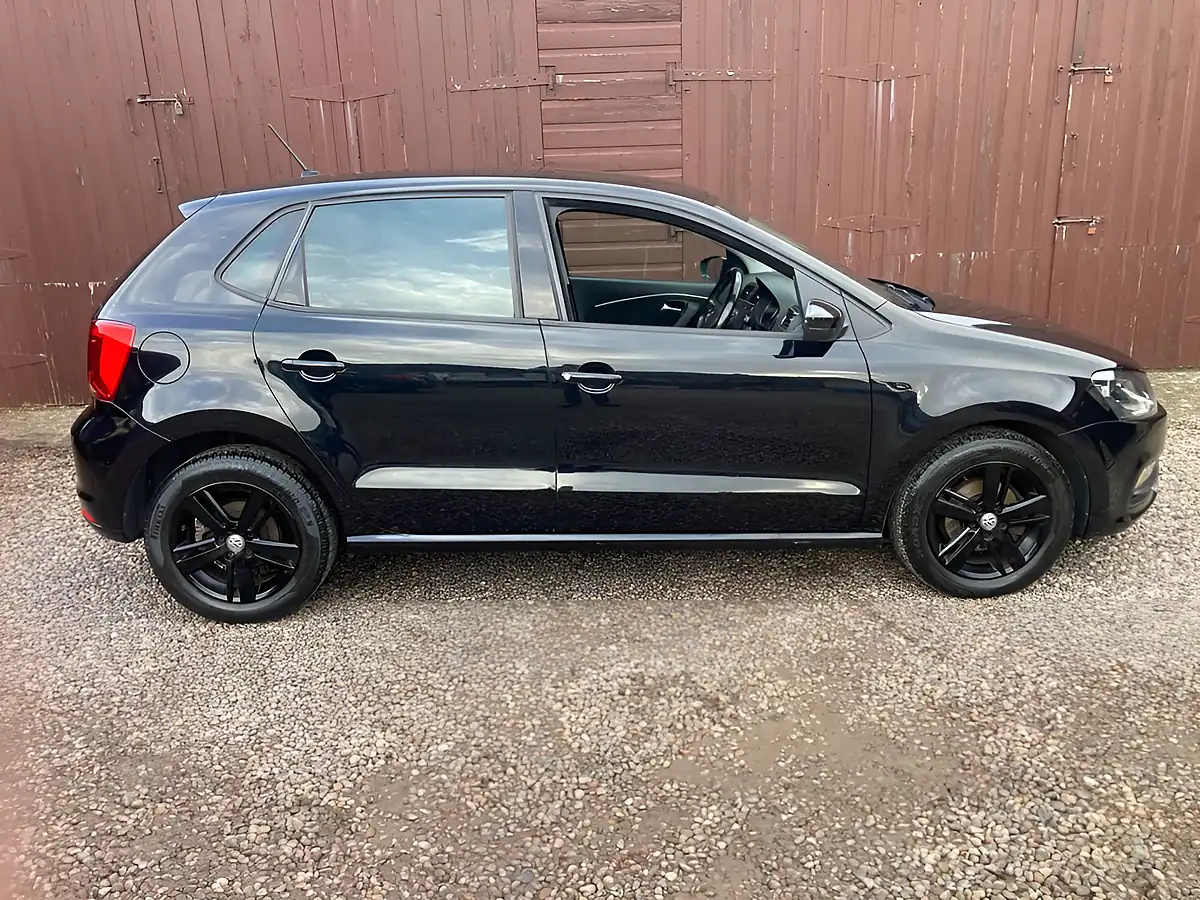 Used 2017 Volkswagen Polo Match Edition Black - Interior and Exterior details 5