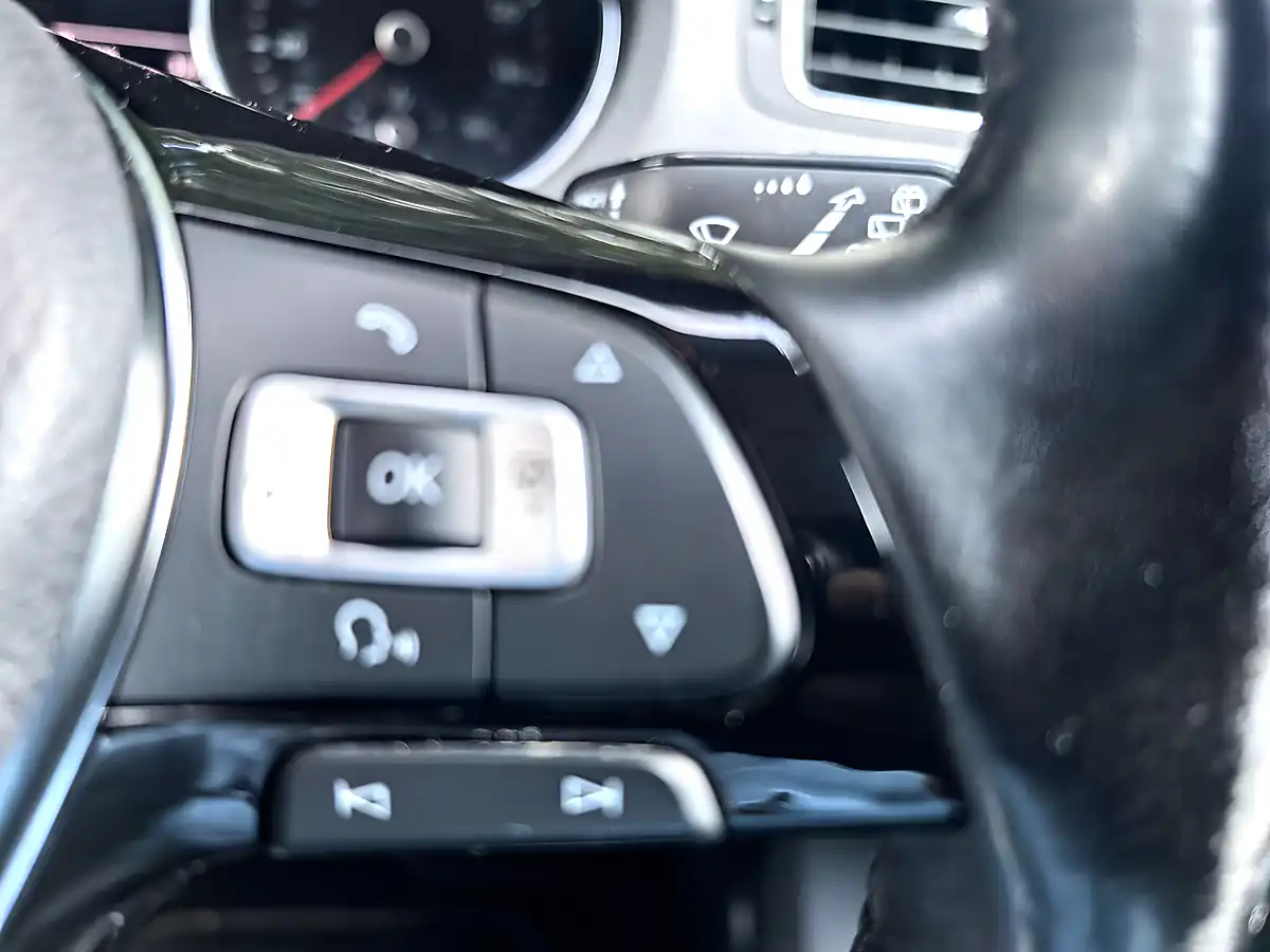 Used 2017 Volkswagen Polo Match Edition Black - Interior and Exterior details 10