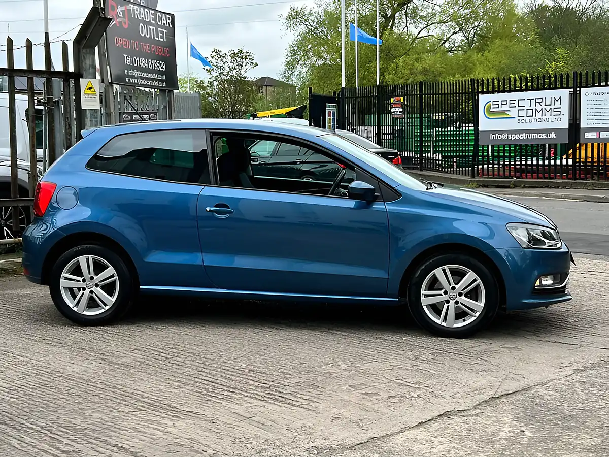 Used 2017 Volkswagen Polo Match Edition Blue - Interior and Exterior details 13