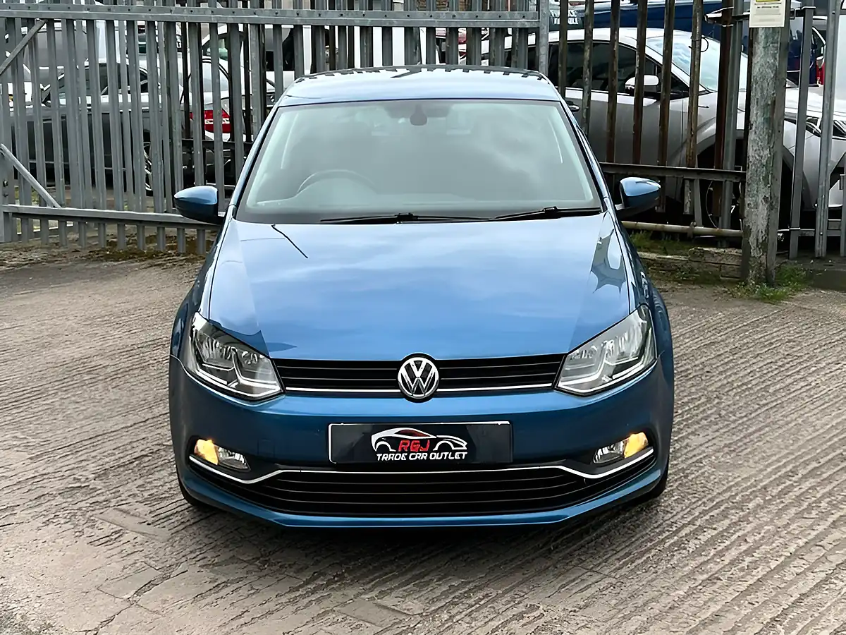 Used 2017 Volkswagen Polo Match Edition Blue - Interior and Exterior details 7