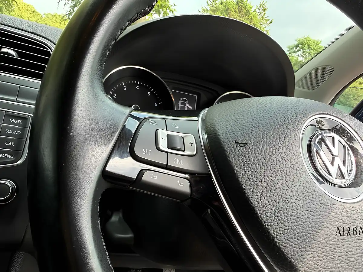 Used 2017 Volkswagen Polo Match Edition Blue - Interior and Exterior details 18