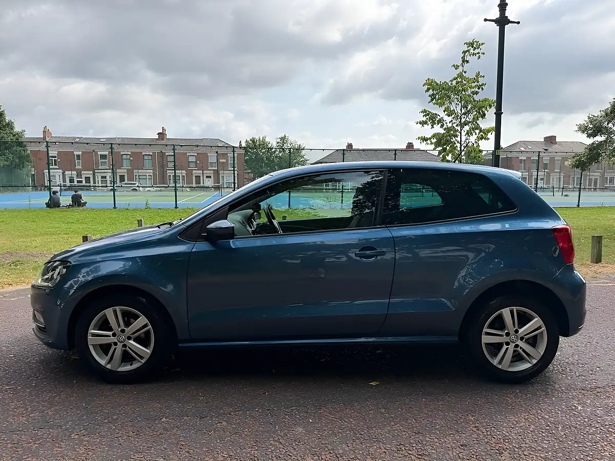 Used 2017 Volkswagen Polo Match Edition Blue - Interior and Exterior details 4