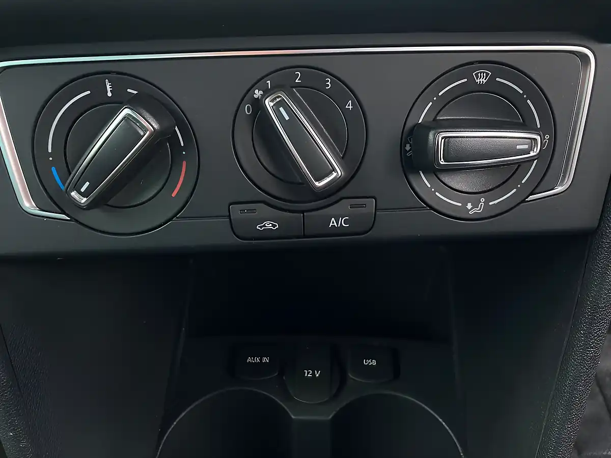 Used 2017 Volkswagen Polo Match Edition Blue - Interior and Exterior details 18