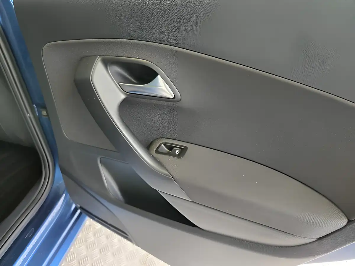 Used 2017 Volkswagen Polo Match Edition Blue - Interior and Exterior details 16
