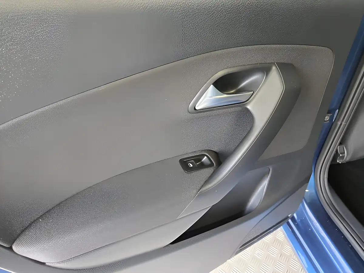 Used 2017 Volkswagen Polo Match Edition Blue - Interior and Exterior details 17