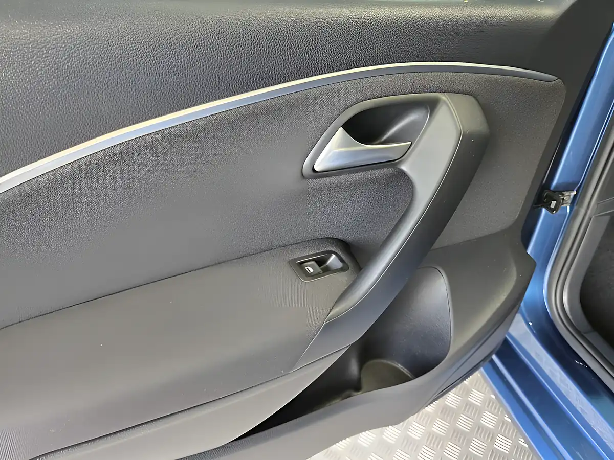 Used 2017 Volkswagen Polo Match Edition Blue - Interior and Exterior details 18