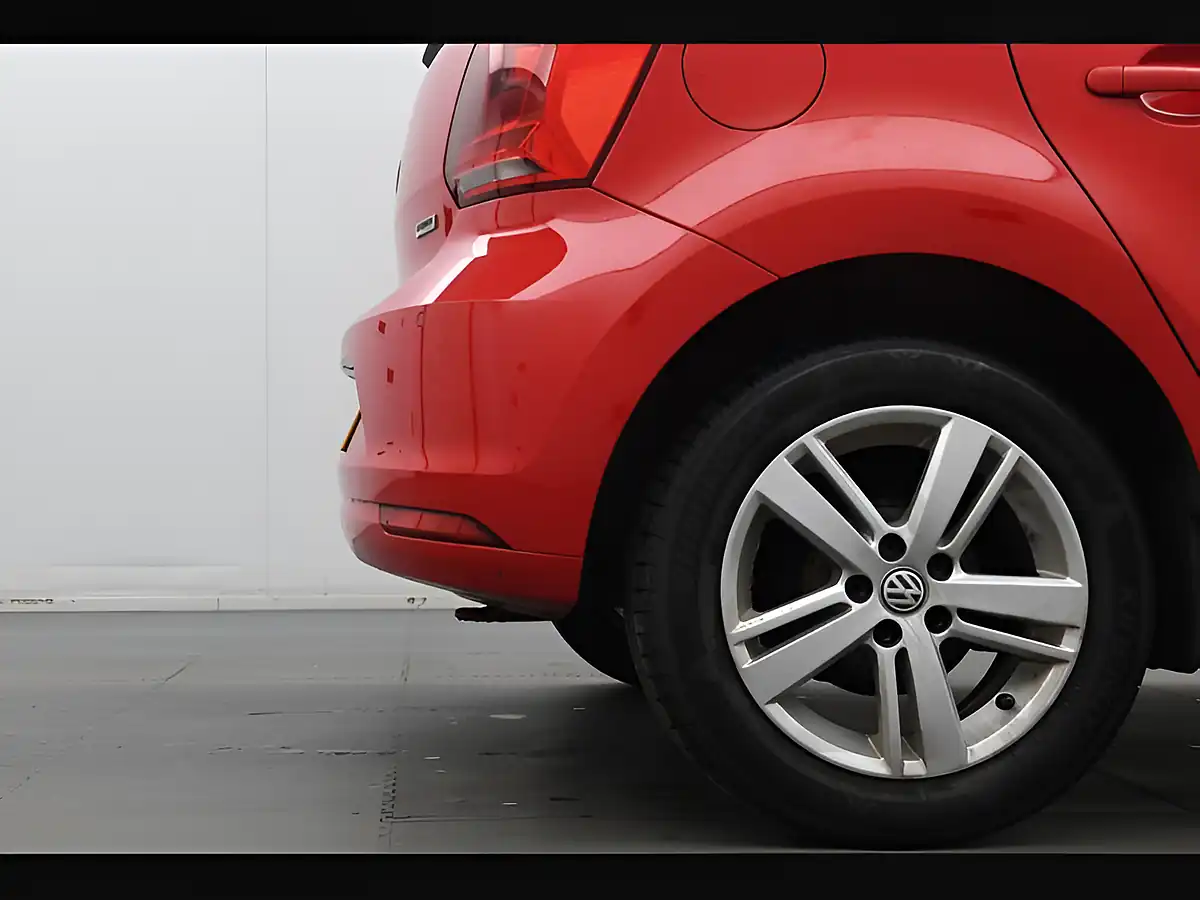 Used 2017 Volkswagen Polo Match Edition Flash Red - Interior and Exterior details 16