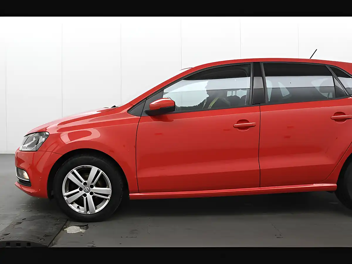 Used 2017 Volkswagen Polo Match Edition Flash Red - Interior and Exterior details 6