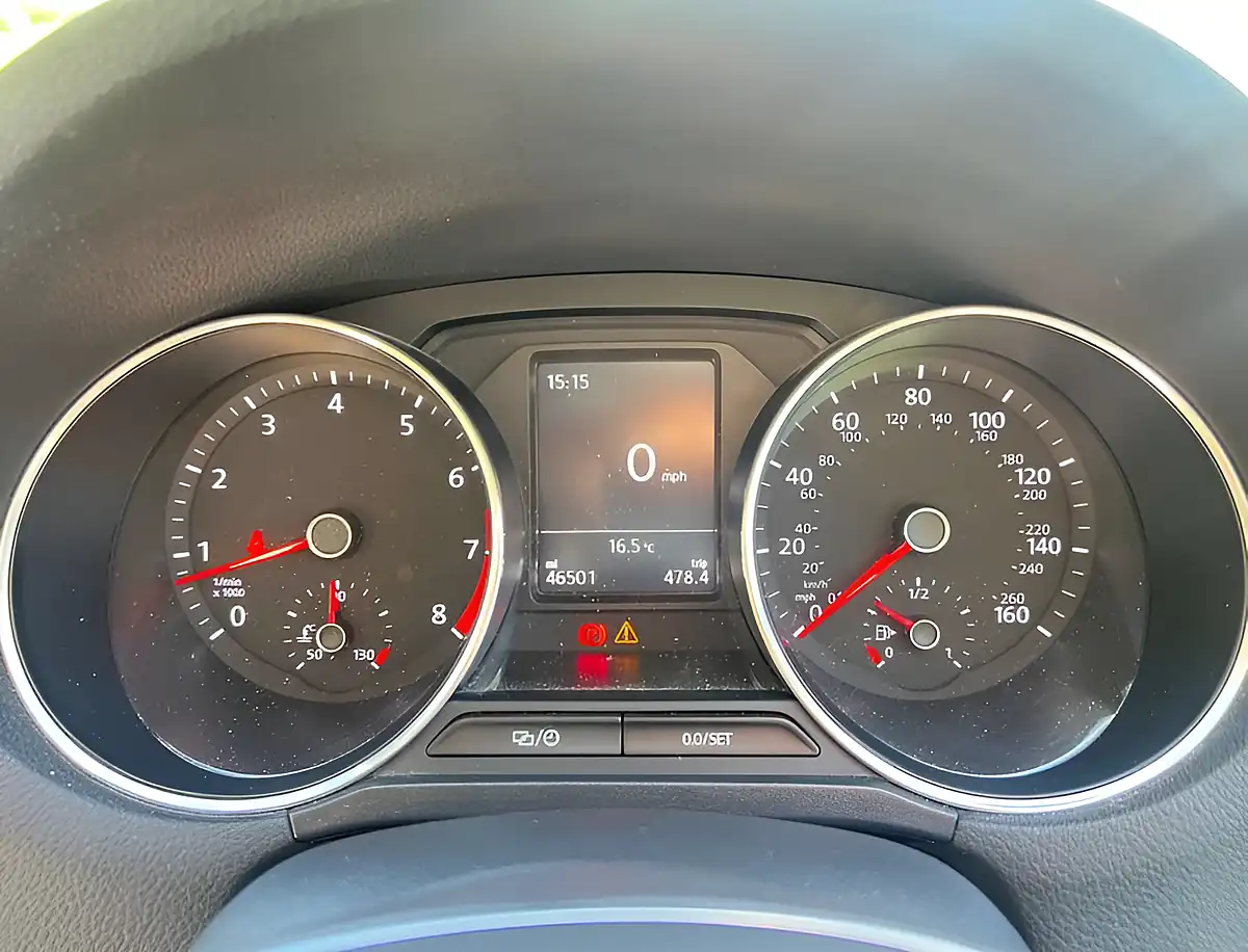 Used 2017 Volkswagen Polo Match Edition Flash Red - Interior and Exterior details 11