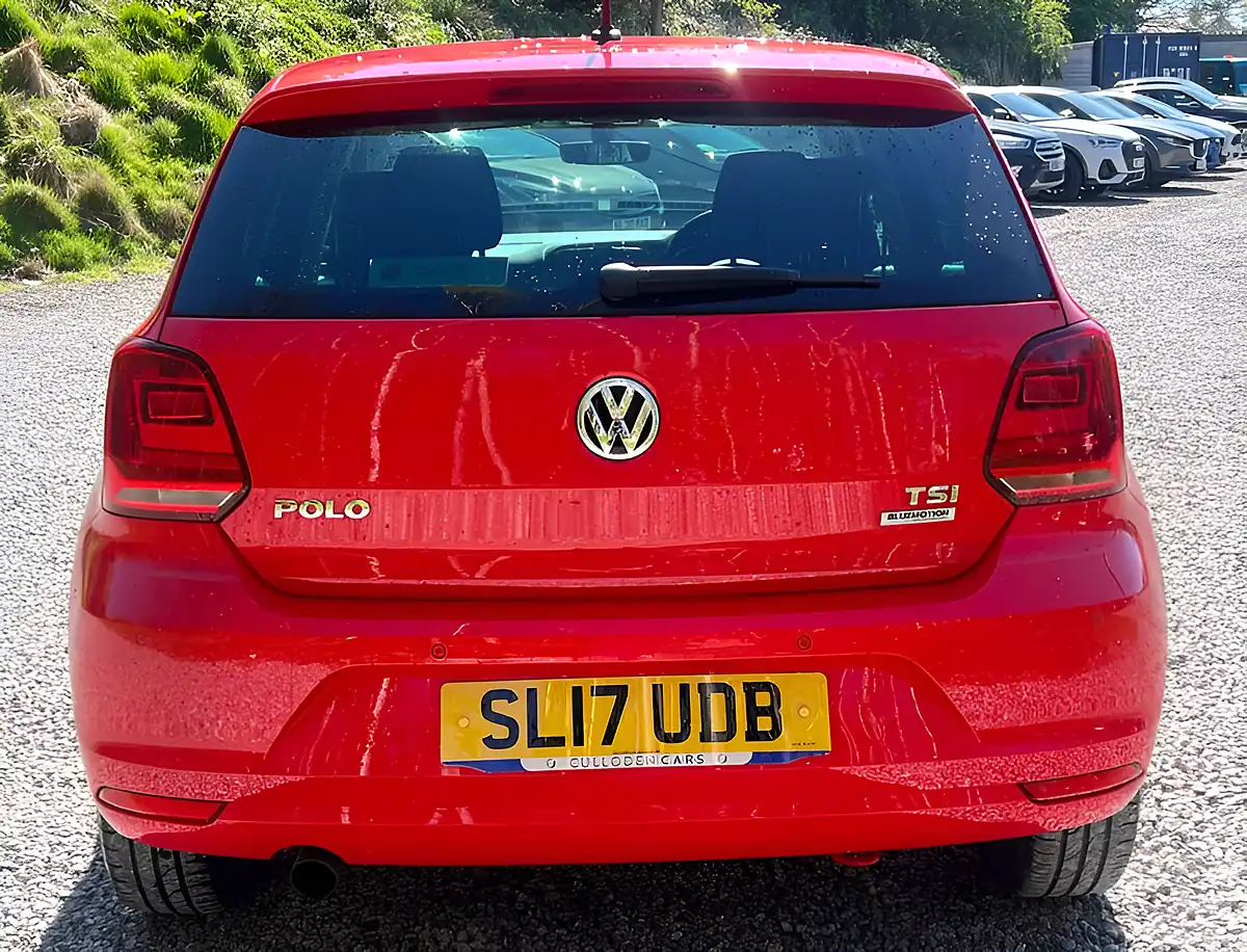 Used 2017 Volkswagen Polo Match Edition Flash Red - Interior and Exterior details 4