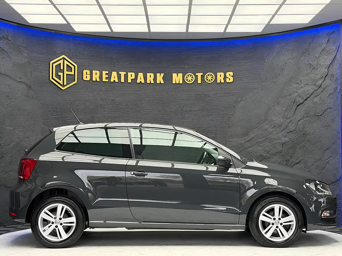 Used 2017 Volkswagen Polo Match Edition Grey - Interior and Exterior details 4