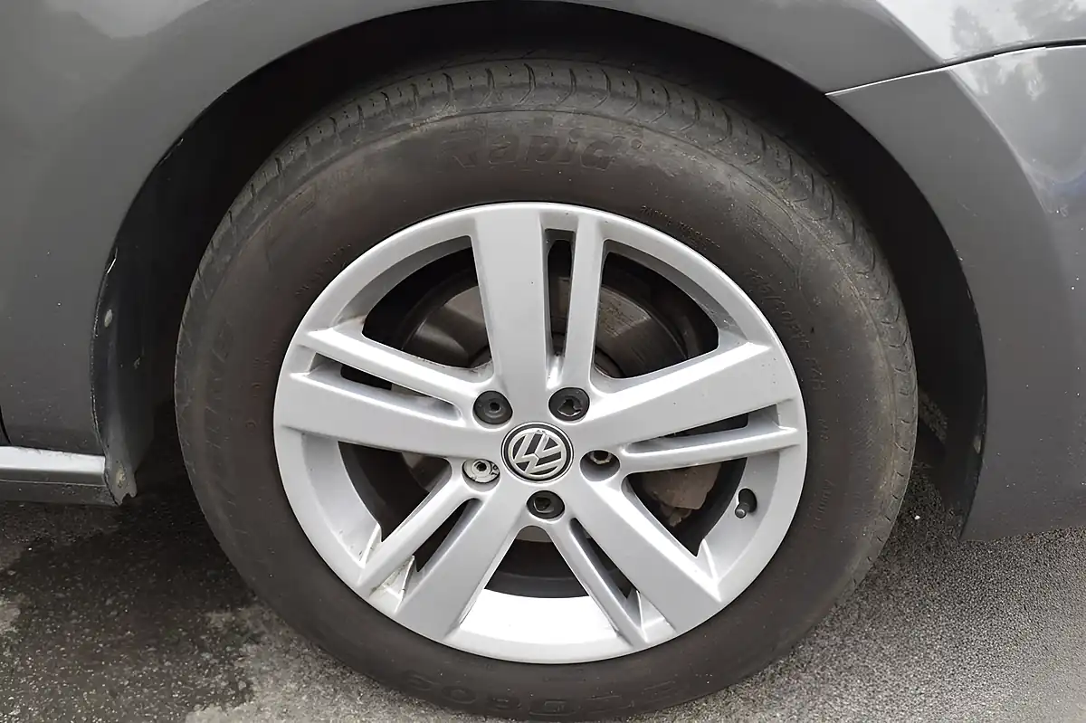 Used 2017 Volkswagen Polo Match Edition Grey - Interior and Exterior details 4