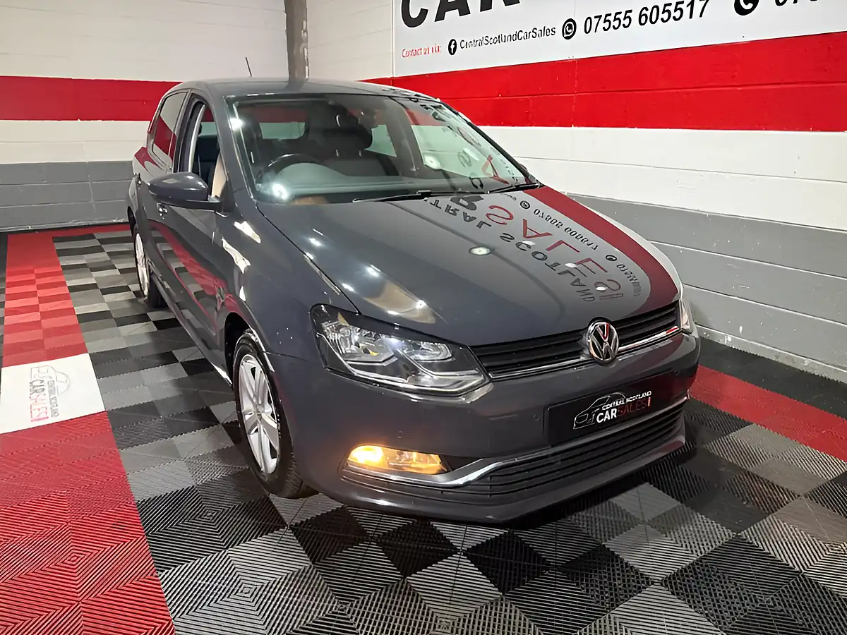 Used 2017 Volkswagen Polo Match Edition Grey - Interior and Exterior details 5