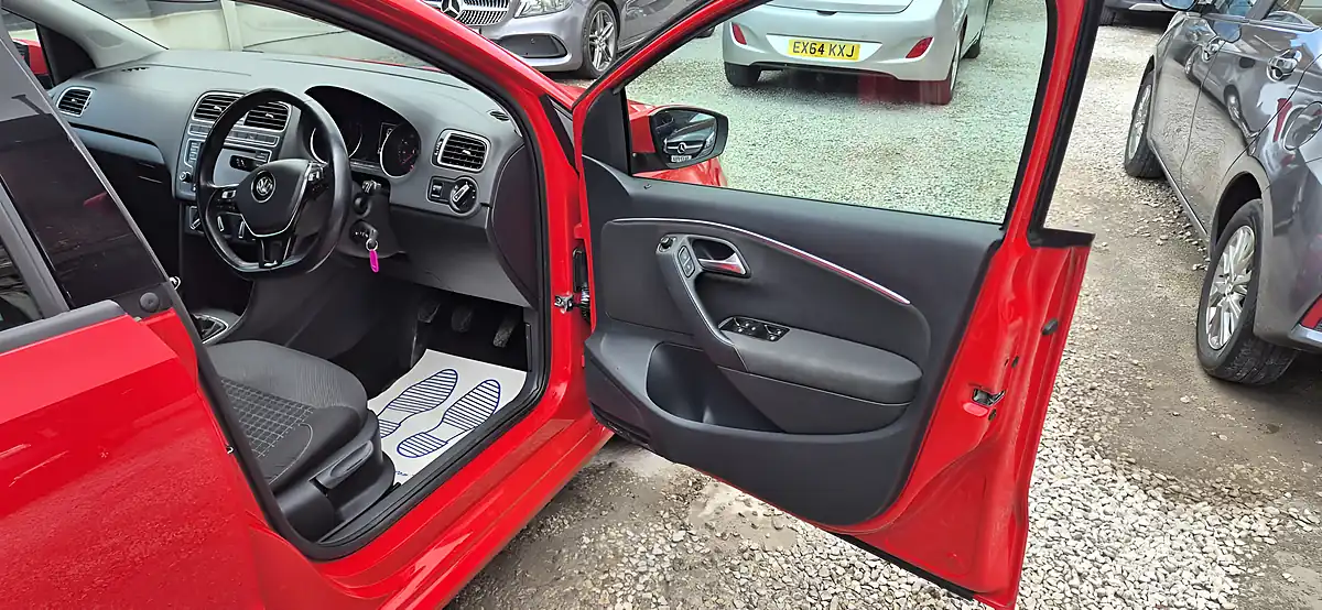Used 2017 Volkswagen Polo Match Edition Red - Interior and Exterior details 8