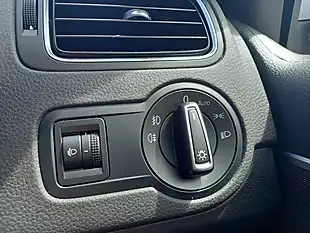 Used 2017 Volkswagen Polo Match Edition Silver - Interior and Exterior details 17