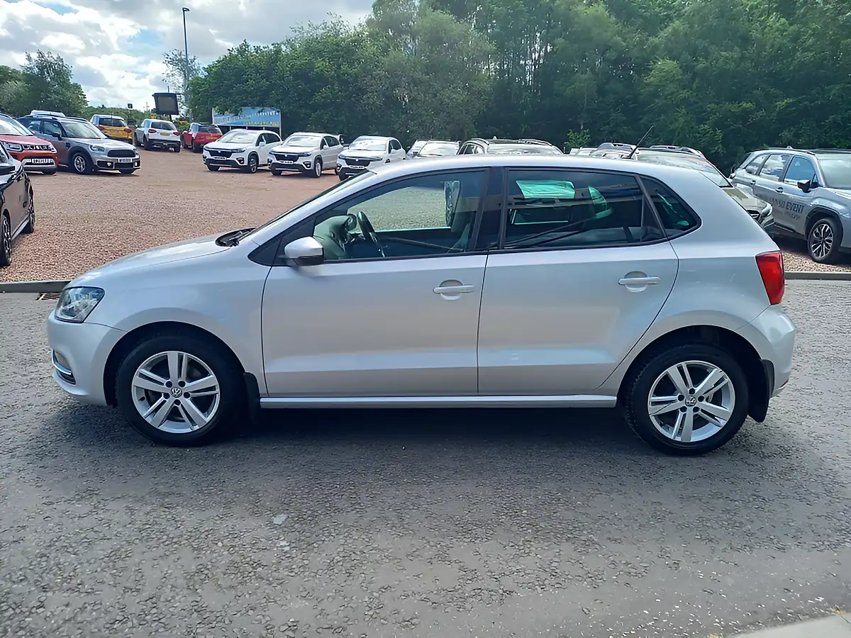 Used 2017 Volkswagen Polo Match Edition Silver - Interior and Exterior details 4