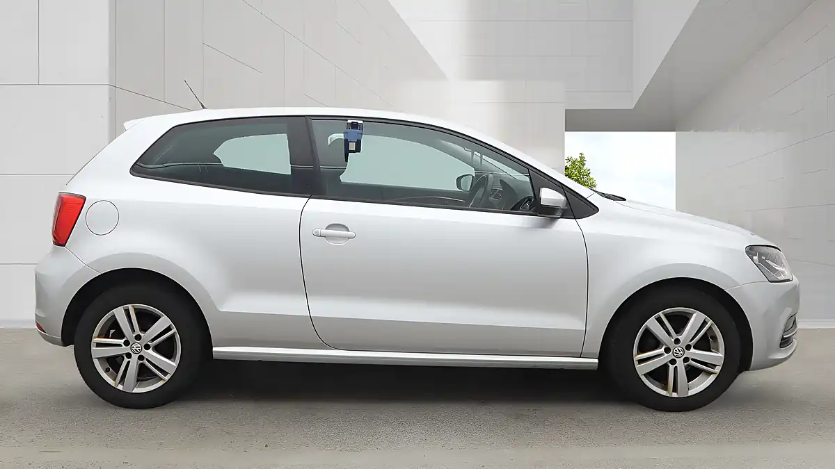 Used 2017 Volkswagen Polo Match Edition Silver - Interior and Exterior details 7