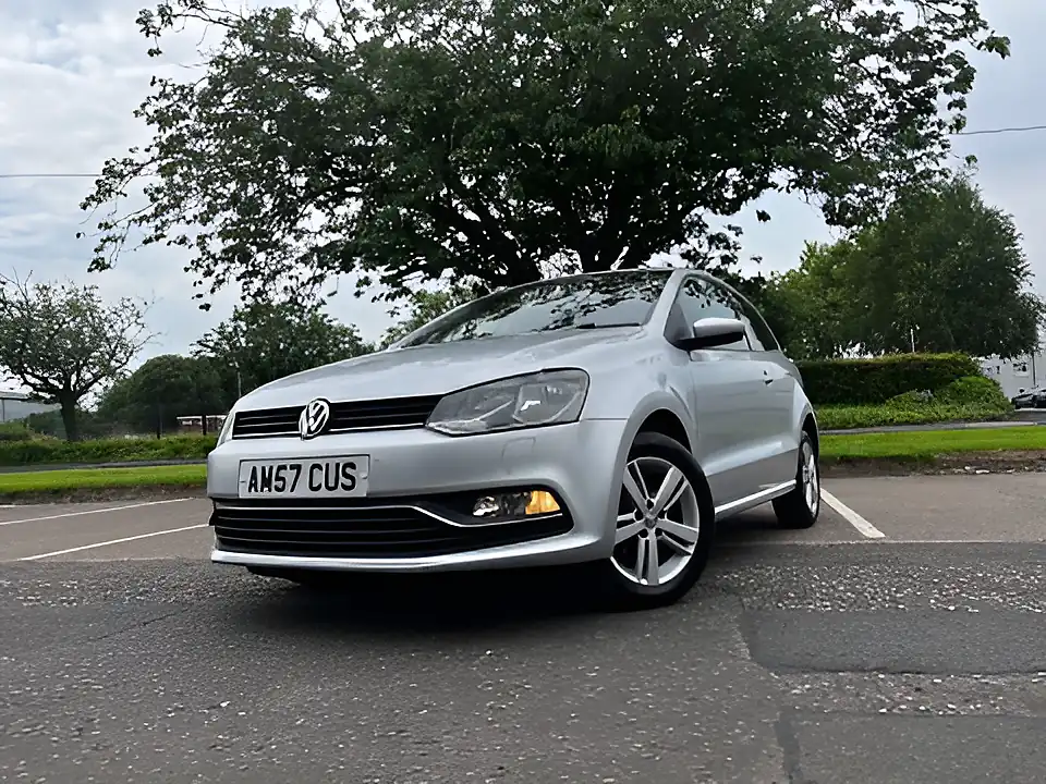 Used 2017 Volkswagen Polo Match Edition Silver - Interior and Exterior details 19