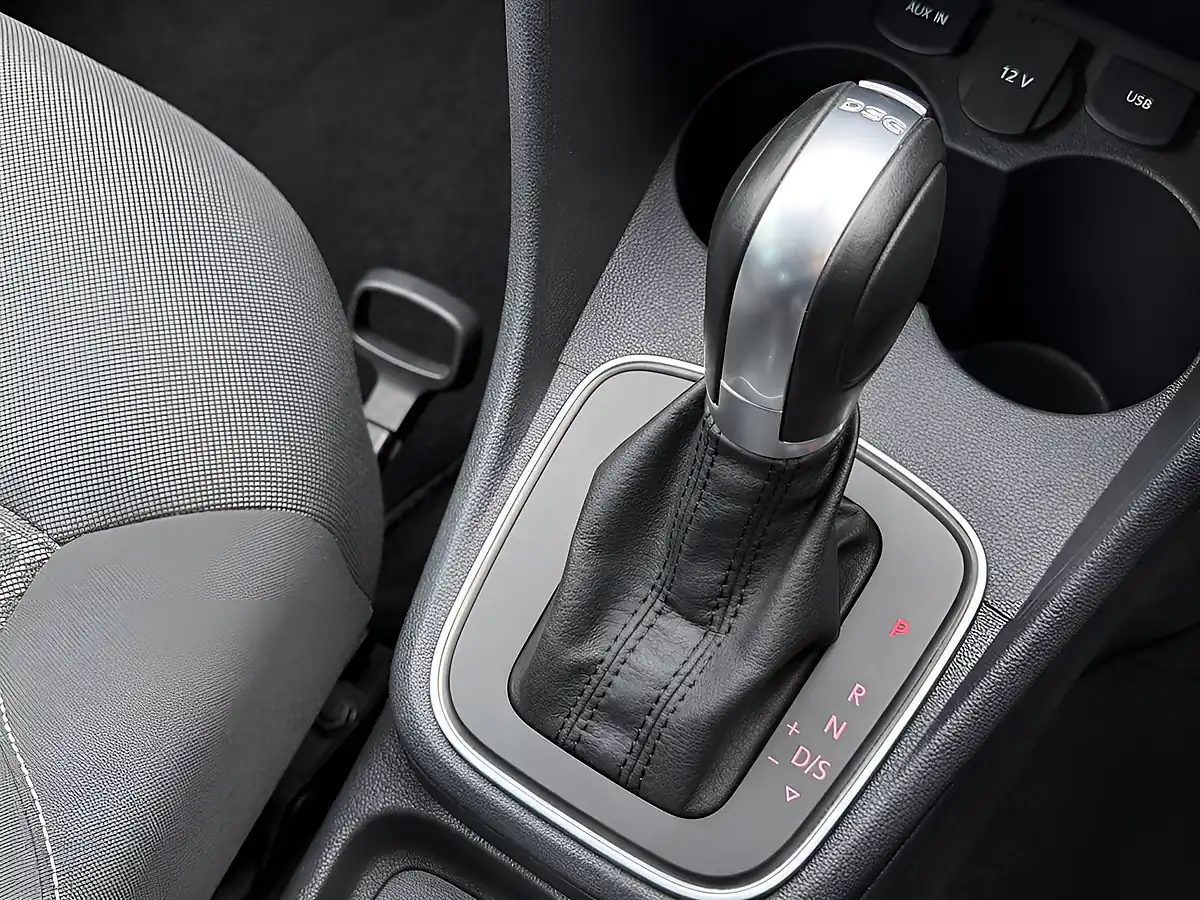 Used 2017 Volkswagen Polo Match Edition Urano Grey - Interior and Exterior details 16