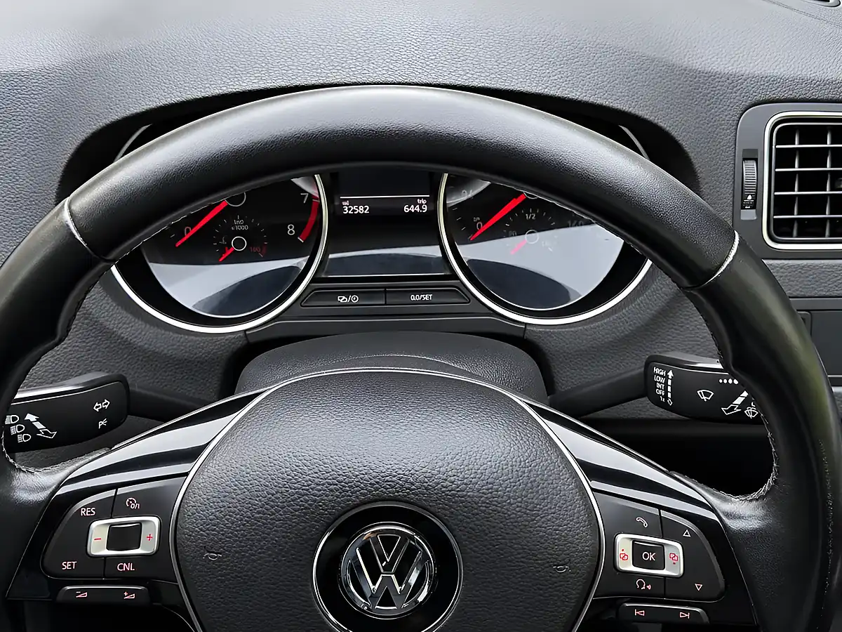 Used 2017 Volkswagen Polo Match Edition Urano Grey - Interior and Exterior details 17