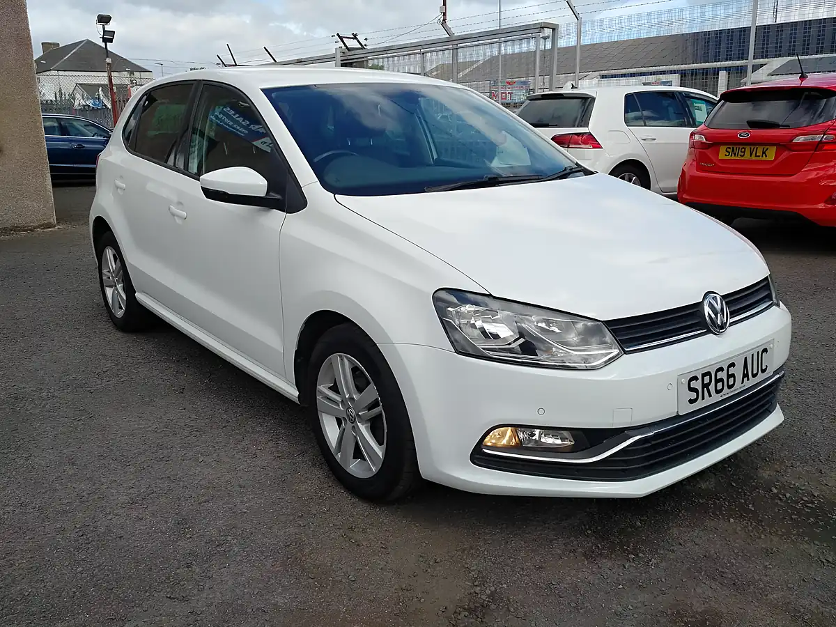 Used 2017 Volkswagen Polo Match Edition White - Interior and Exterior details 10