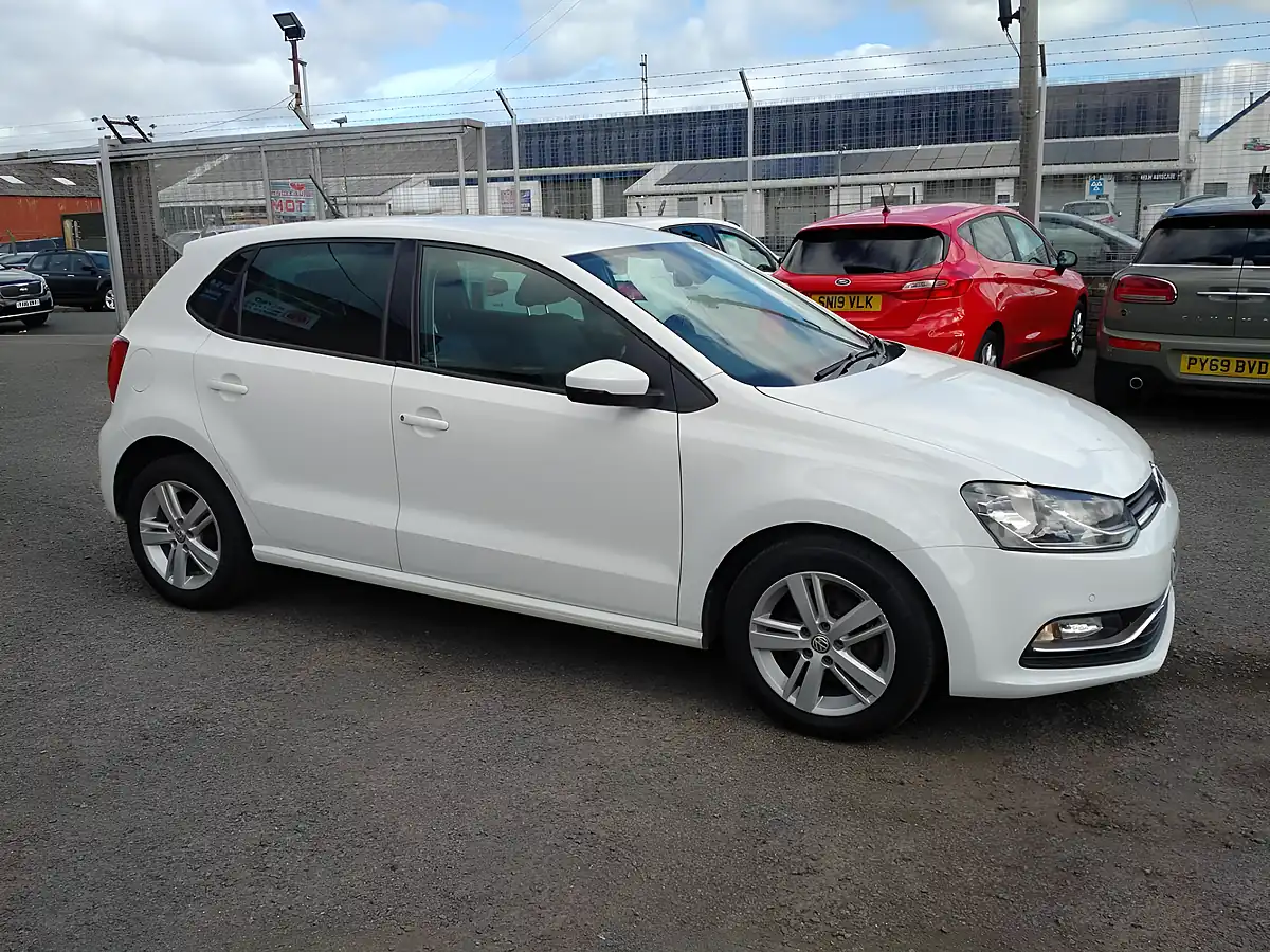 Used 2017 Volkswagen Polo Match Edition White - Interior and Exterior details 9